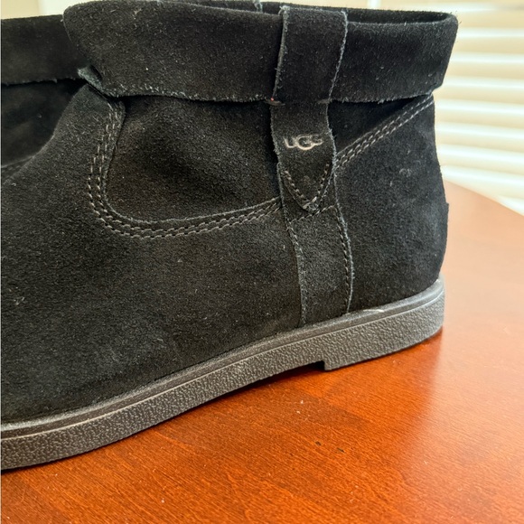 NWOT - UGG Josefene Cuff Boots- Black Suede Leather - size 8.5 - Picture 7 of 13
